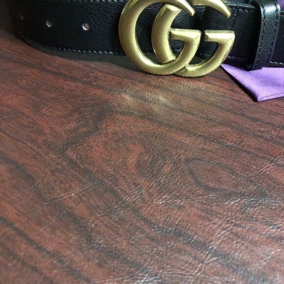 Gucci Black Belt with Gold GG Buckle - Picture 3 of 5